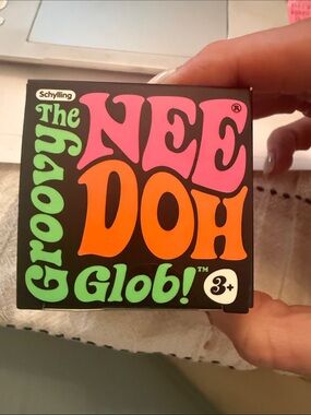 Schylling Groovy NeeDoh Glob! Box -Purple
